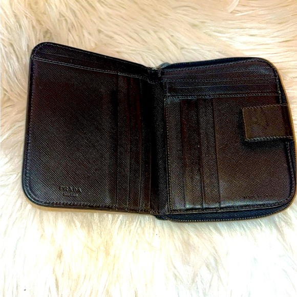 Prada Zip Wallet! - Picture 6 of 11